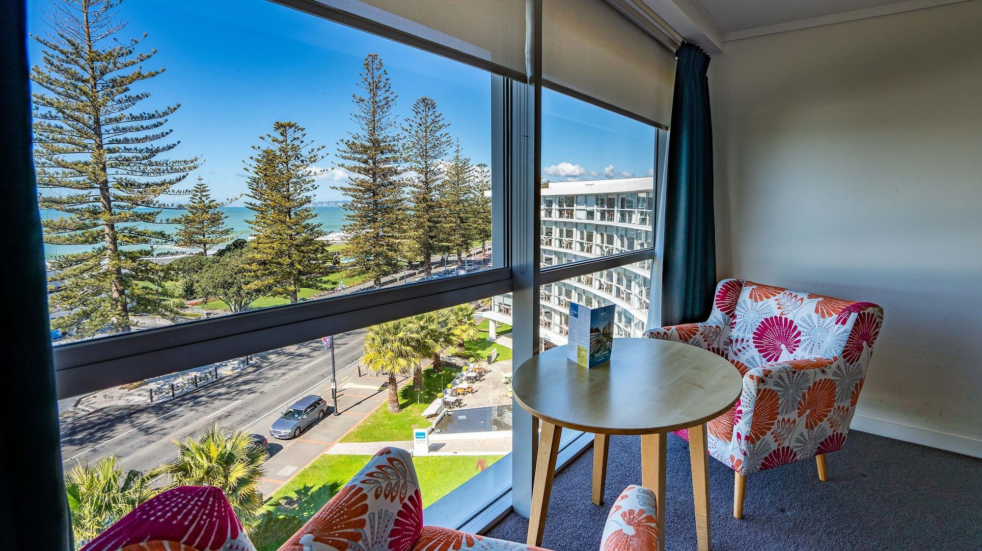 Scenic Hotel Te Pania Napier Exterior photo