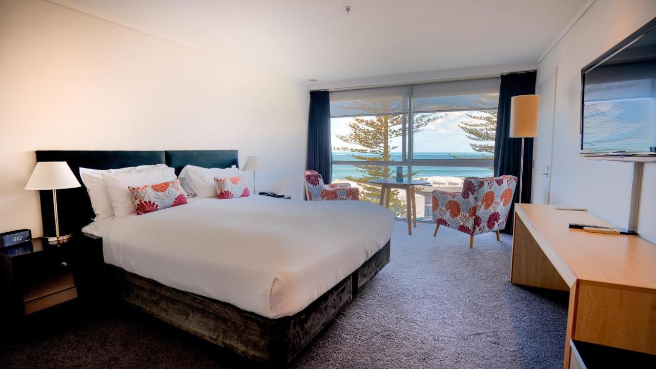 Scenic Hotel Te Pania Napier Exterior photo